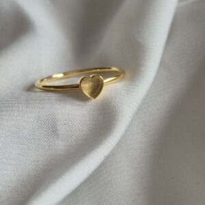 Ring met subtiel hart
